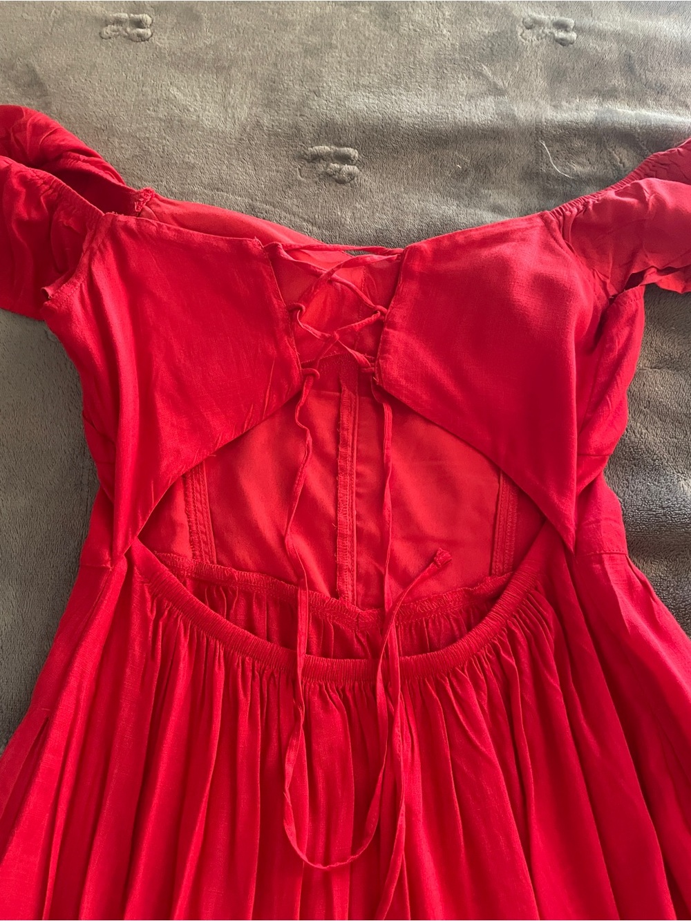 Hollister Red Off-Shoulder Midi Dress - Picture 4 of 5